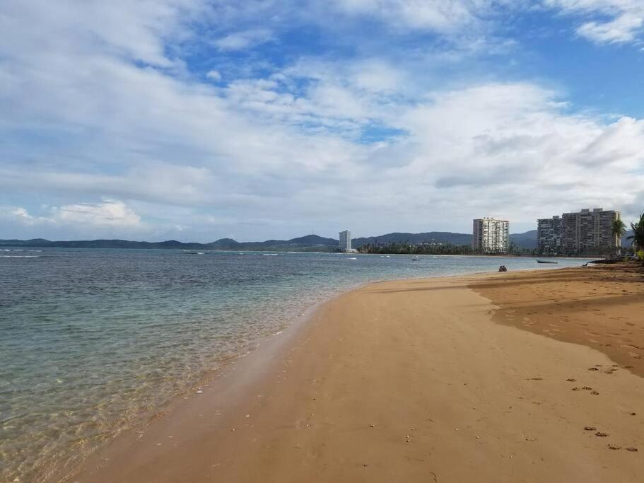 1St Level Unit Steps To Beach- Cold Air Conditioner At Poza Del Mar Luquillo Zewnętrze zdjęcie
